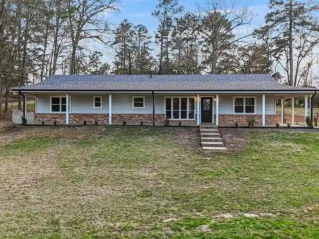How to Replace Siding: A Complete East Texas Guide